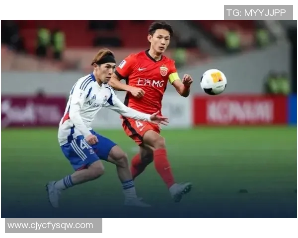 上海上港与横滨水手激战成平局双方展现精彩足球对决 上海上港与横滨水手激战成平局双方展现精彩足球对决